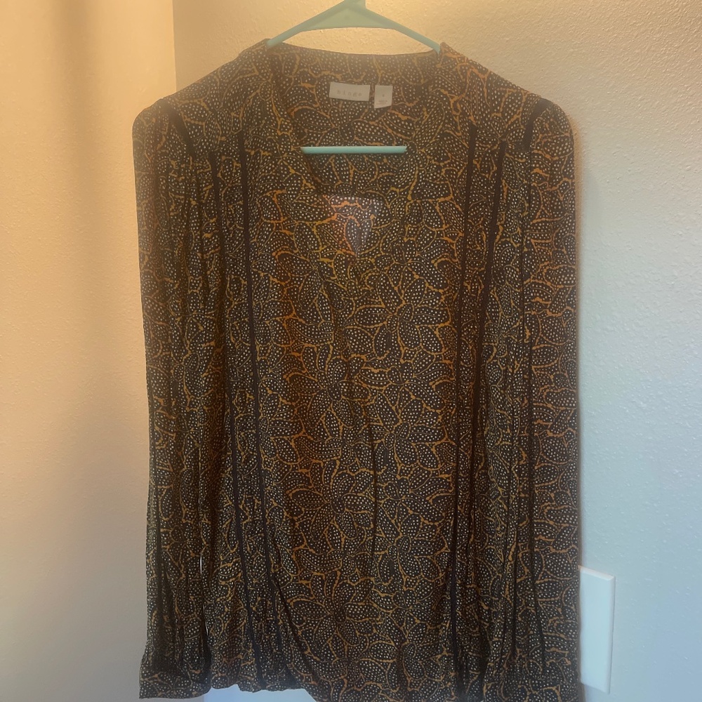 Hinge blouse